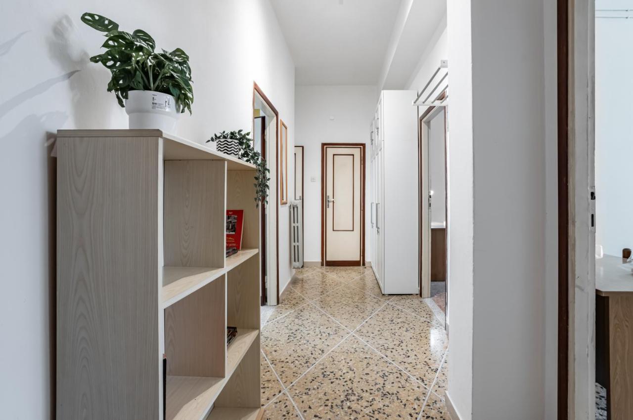 Yellowsunny Apartment With Two Balconies Пиза Екстериор снимка