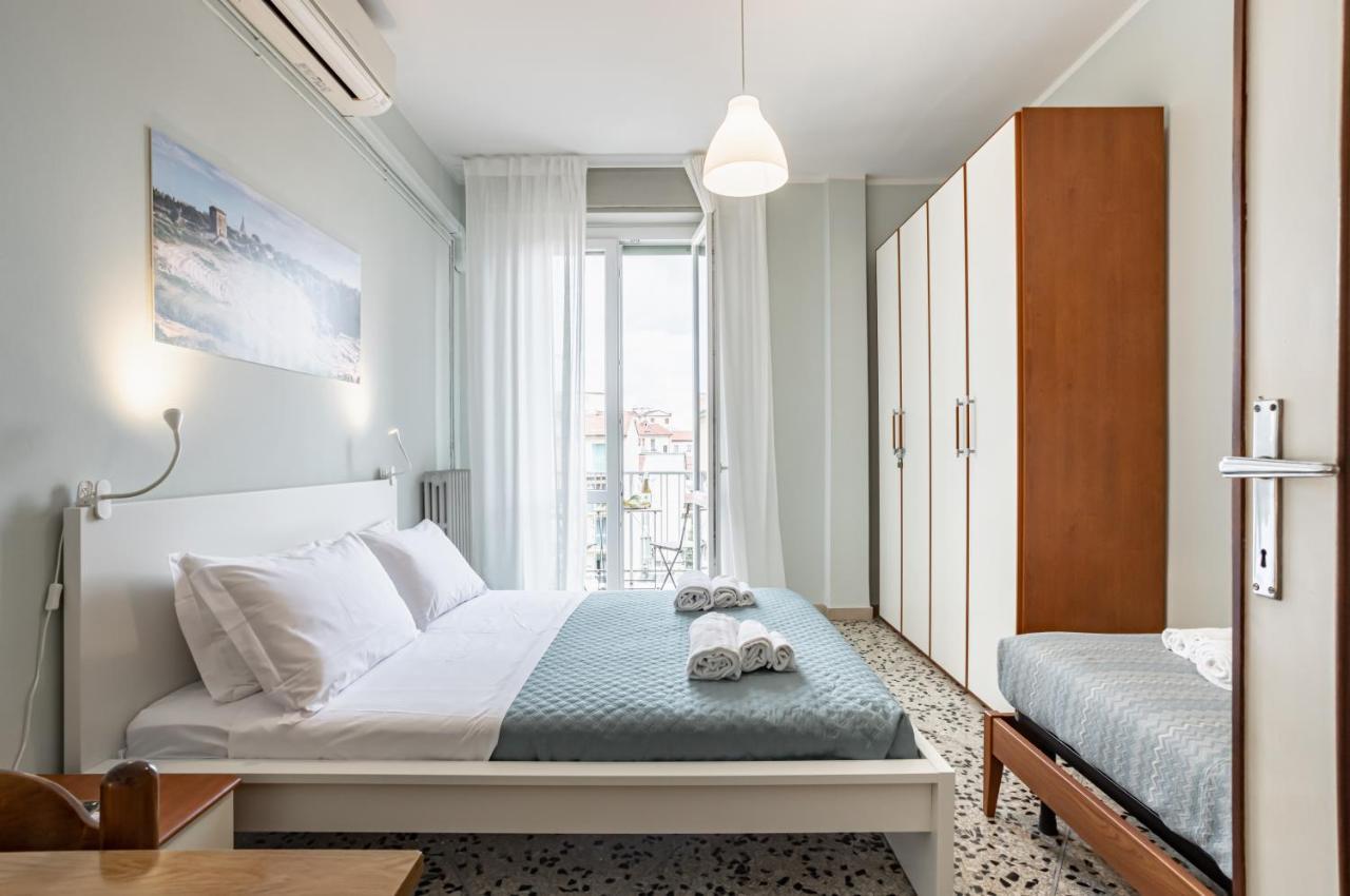 Yellowsunny Apartment With Two Balconies Пиза Екстериор снимка
